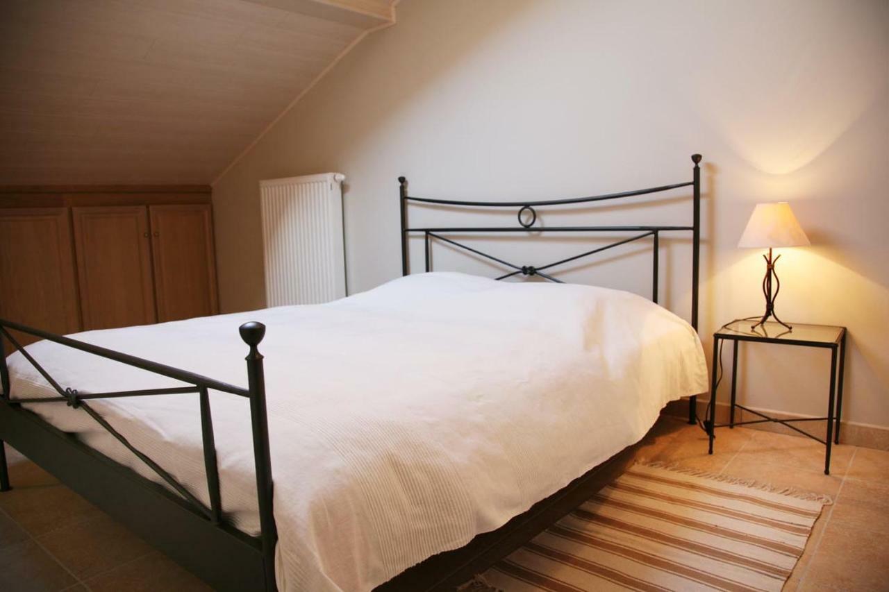 Petite Reine Villa Bertrix Eksteriør bilde